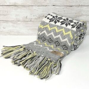 GAP Wool Blend Scarf San Francisco Gray Yellow Winter Wrap PRICE FIRM